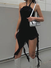 Anmutiges gesmoktes Bandeau-Top mit Blumendetail